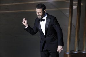 Foto de archivo del comediante y actor Jimmy Kimmel. EFE/ETIENNE LAURENT
