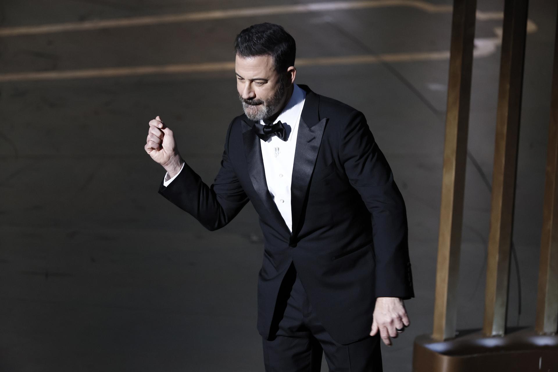Foto de archivo del comediante y actor Jimmy Kimmel. EFE/ETIENNE LAURENT