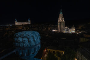 Vistas de la ciudad de Toledo desde la torre de la iglesia de los Jesuitas. EFE/Ángeles Visdómine