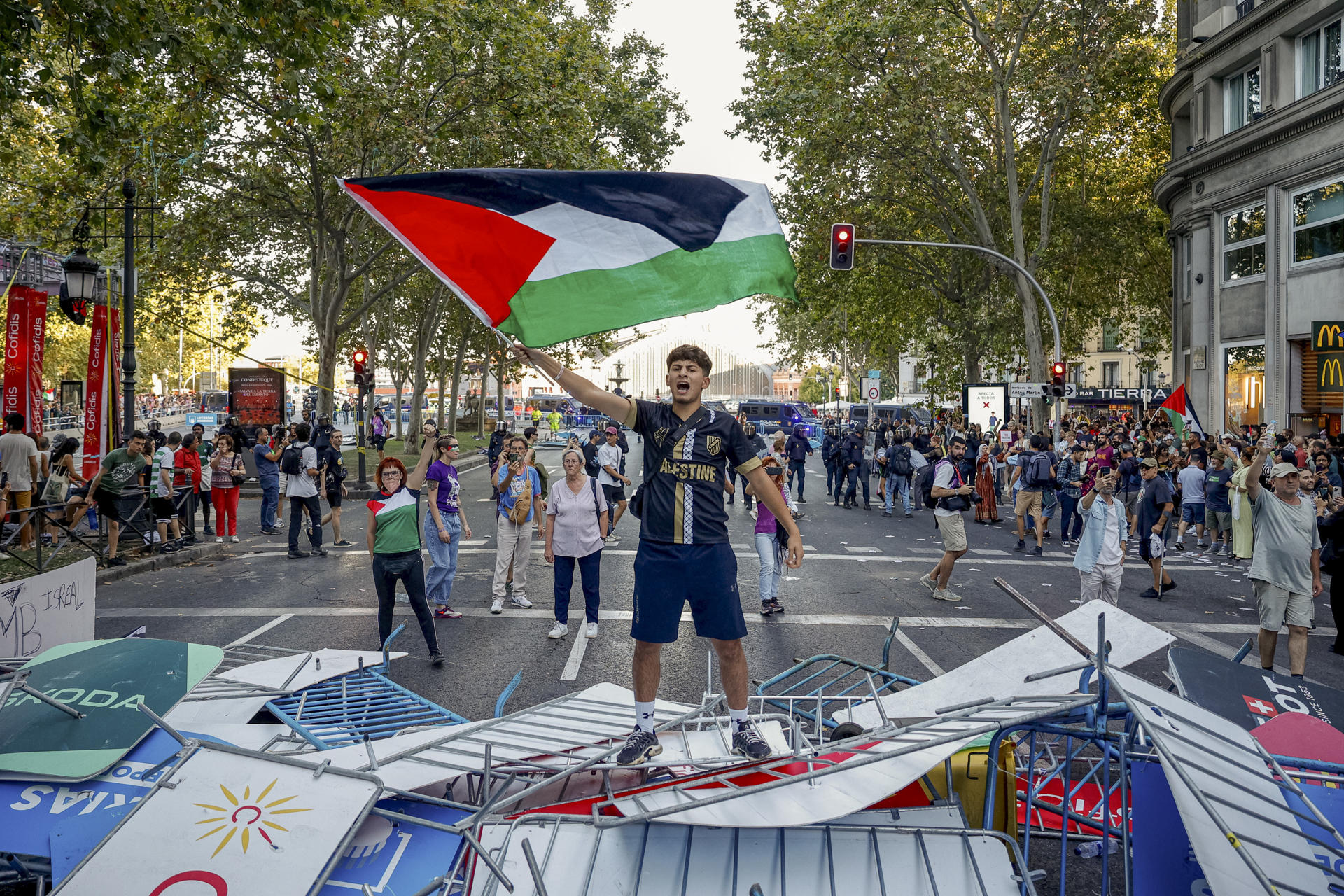 Manifestantes propalestinos este domingo en Madrid. EFE/ Daniel Gonzalez
