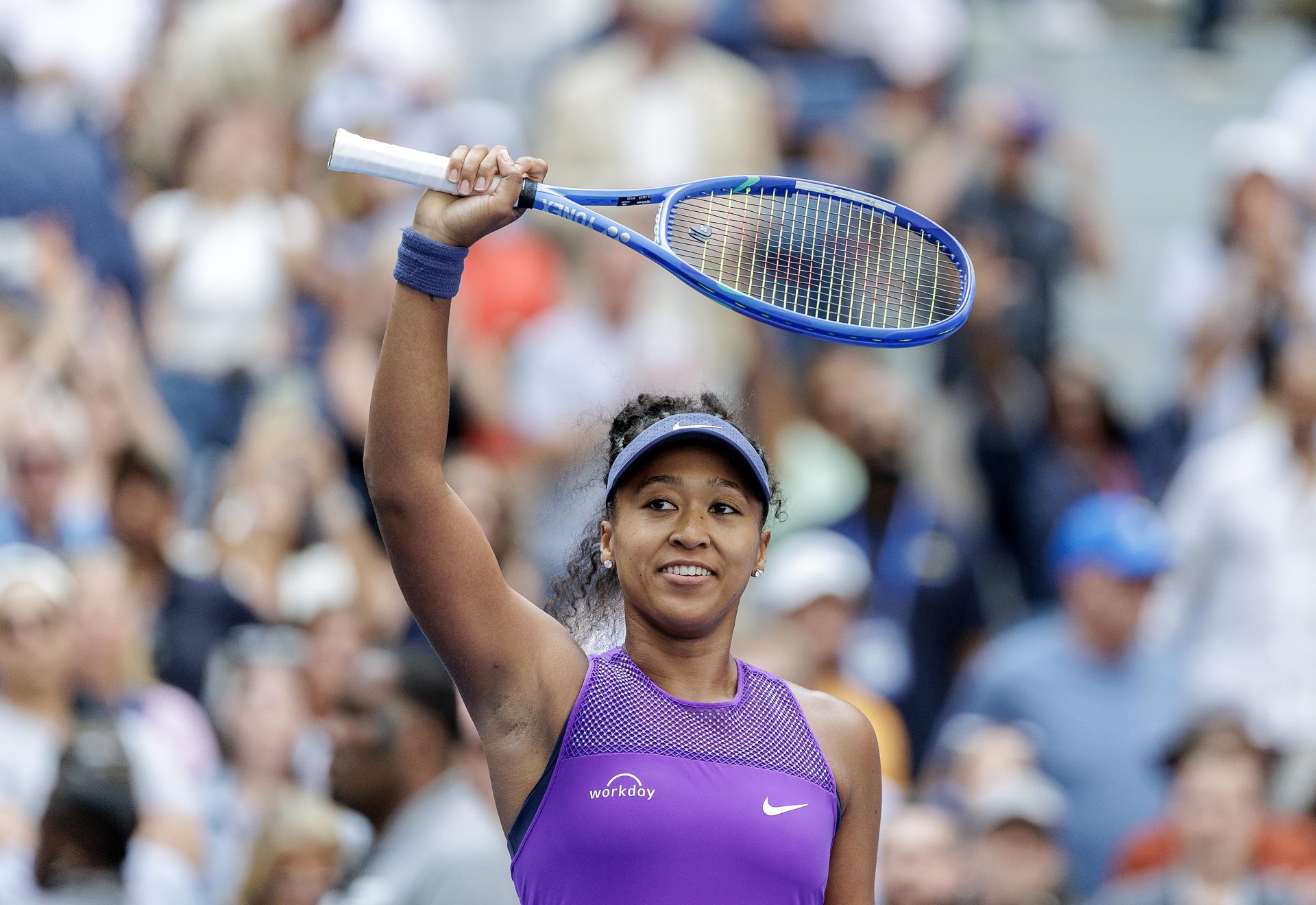 La japonesa Naomi Osaka eliminó este lunes del Abierto de Estados Unidos a la estadounidense Coco Gauff, número 3 del mundo, y avanzó a cuartos de final. EFE/EPA/CRISTOBAL HERRERA ULASHKEVICH