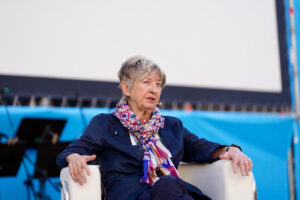 La filósofa italiana Adriana Cavarero considera que "los ataques al feminismo vienen tanto derecha como de la izquierda" y asegura a EFE que ambas ideologías pretenden que la mujer vuelva a convertirse en un simple vientre incubador: la derecha, en su defensa de la "familia tradicional" y del hogar, y la izquierda, con la maternidad subrogada. EFE/Festival de las Ideas  *****SOLO USO EDITORIAL/SOLO DISPONIBLE PARA ILUSTRAR LA NOTICIA QUE ACOMPAÑA (CRÉDITO OBLIGATORIO) *****