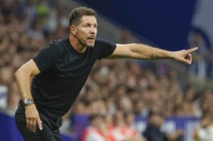 Simeone, en un partido esta temporada. EFE/Toni Albir.