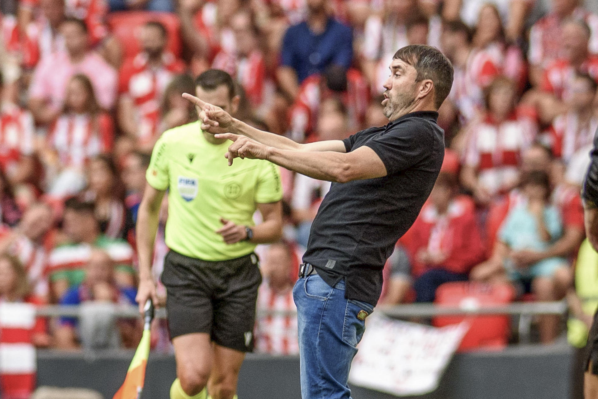 El entrenador del Alavés, Eduardo Coudet. EFE/Javier Zorrilla
