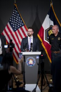 El agente especial a cargo del FBI, Robert Bohls, habla durante una rueda de prensa tras el tiroteo contra Charlie Kirk, director ejecutivo y cofundador de la organización juvenil conservadora Turning Point USA, en la Universidad del Valle de Utah. EFE/EPA/MARIELLE SCOTT
