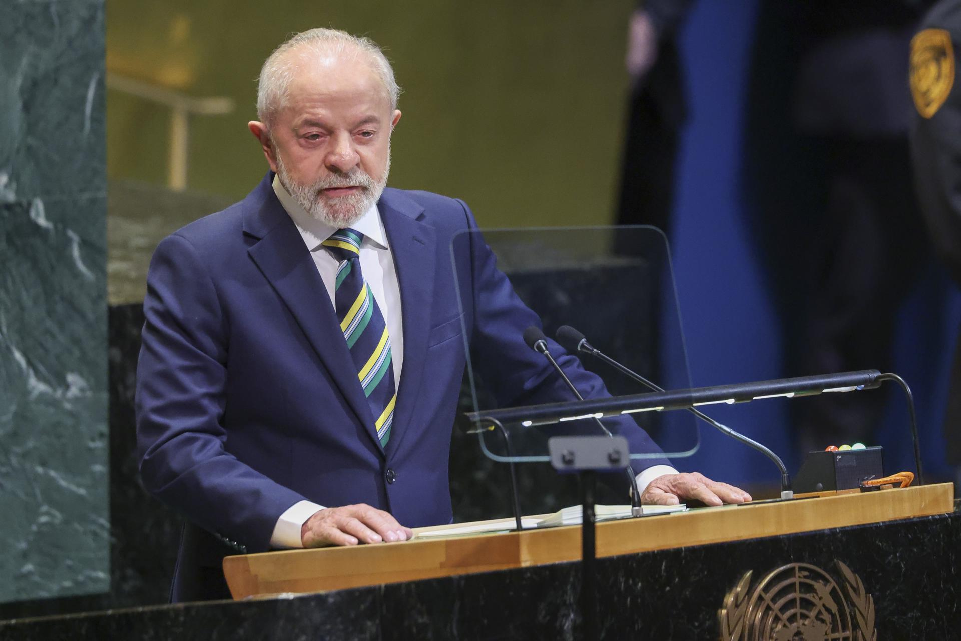 El presidente de Brasil, Luiz Inácio Lula da Silva, al intervenir este martes, 23 de septiembre, durante la 80ª sesión de la Asamblea General de las Naciones Unidas, en la sede de la ONU, en Nueva York (NY, EE.UU.). EFE/Sarah Yenesel