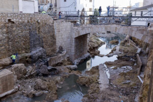 Aspecto del puente de Chiva tras la tragedia de la dana el 19 del 11 del 2024. EFE/ Kai Försterling/Archivo