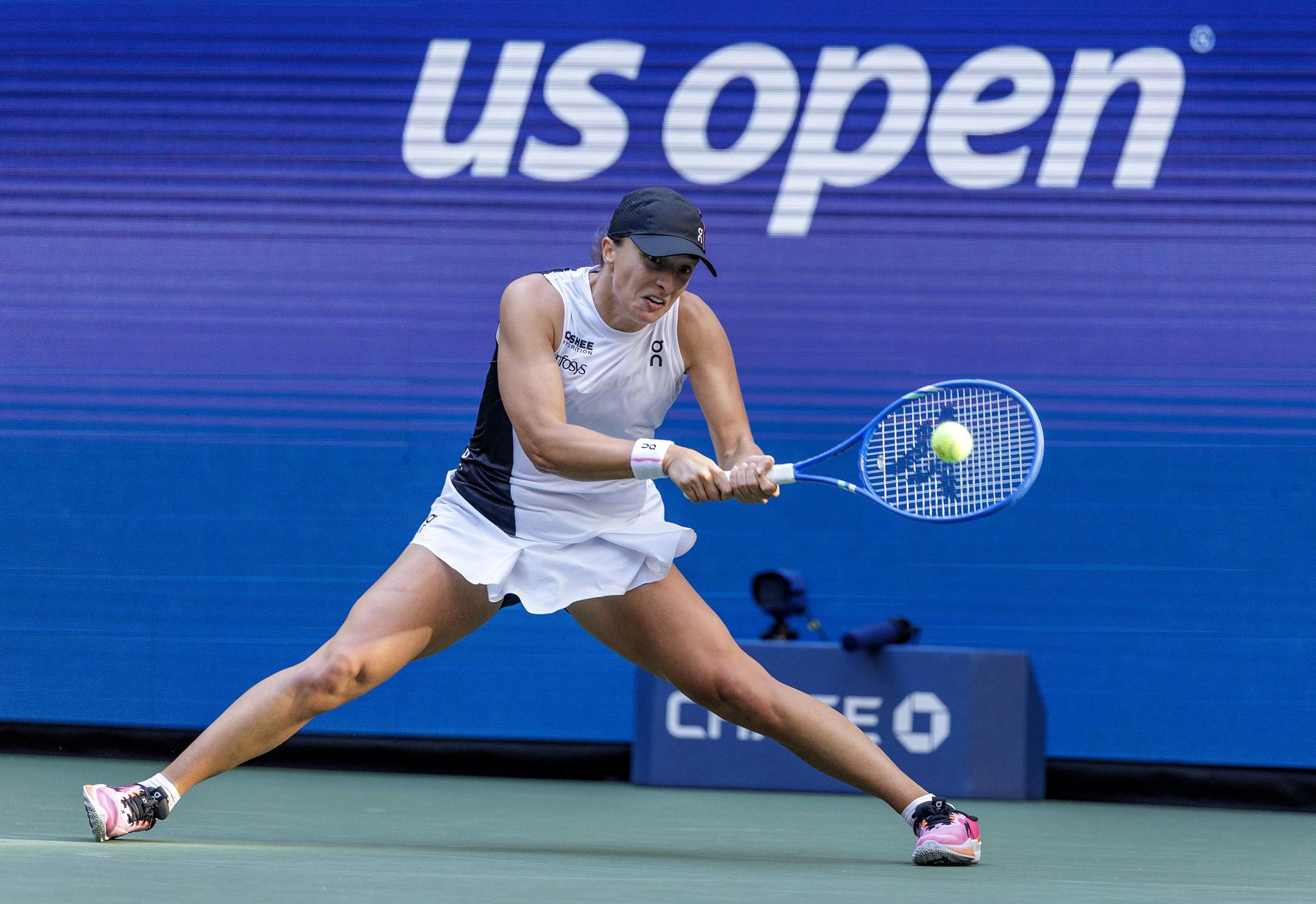 La polaca Iga Swiatek quedó eliminada del US Open 2025 en cuartos de final. EFE/EPA/CRISTOBAL HERRERA ULASHKEVICH
