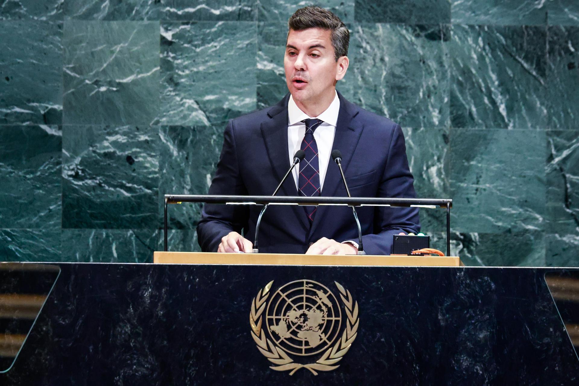 El presidente de Paraguay, Santiago Peña, durante su intervención en la Asamblea General de la ONU. EFE/Kena Betancur
