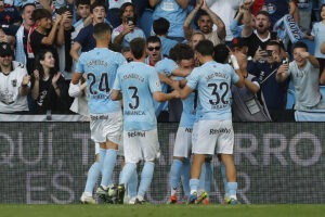 Jugadores del Celta de Vigo celebran un gol de Iago Aspas. EFE / Salvador Sas