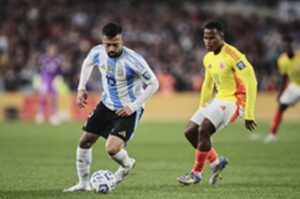 Nico González, en una foto de archivo con Argentina. EFE/ Adan González