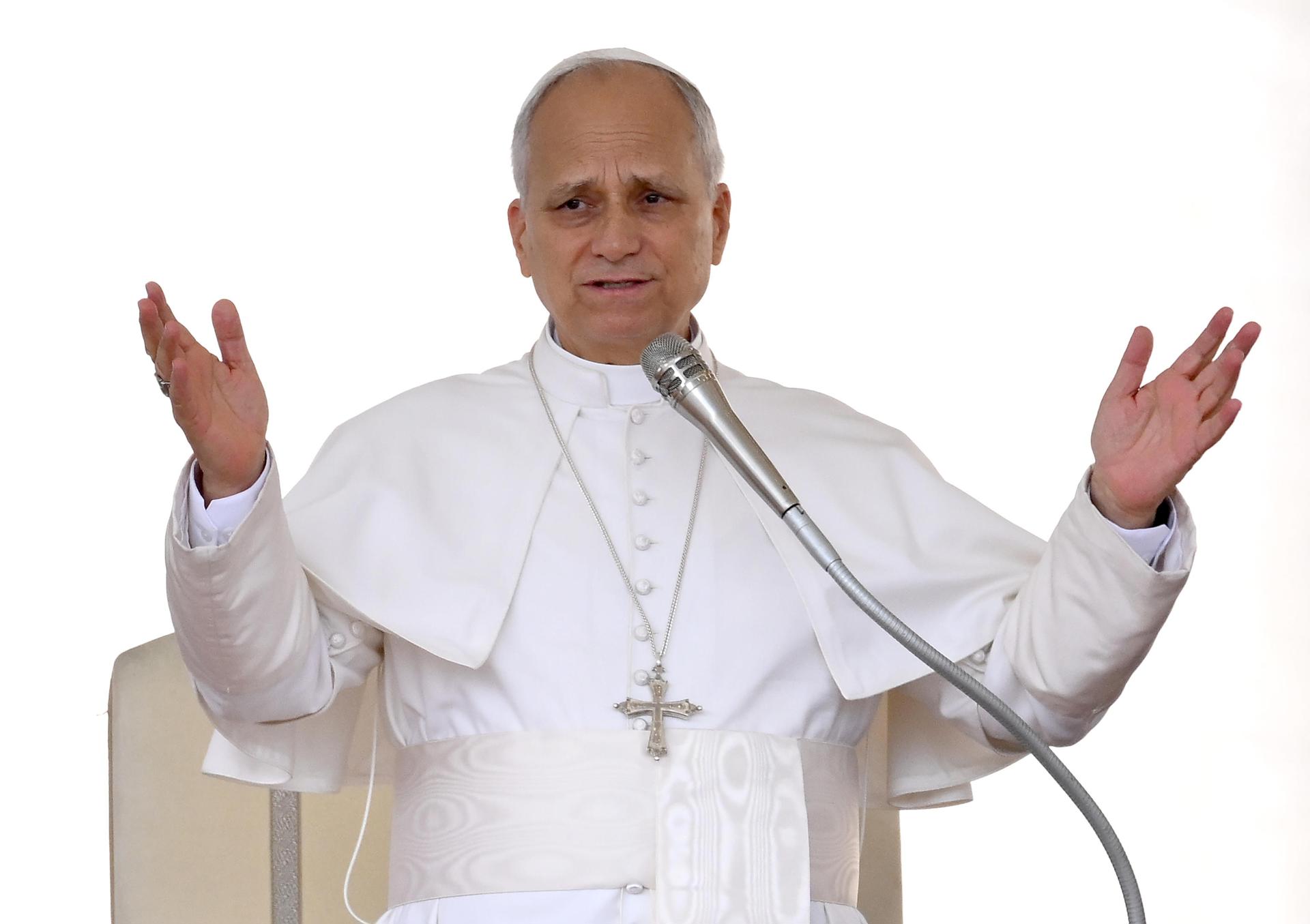 El papa León XIV encabeza la audiencia general semanal en la Plaza de San Pedro, Ciudad del Vaticano, el 17 de septiembre de 2025. EFE/EPA/ETTORE FERRARI