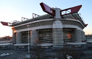 Foto de archivo tomada el 10 de febrero de 2016 del estadio Giuseppe Meazza, también conocido como San Siro, en Milán, Italia. EFE/ Gernot Hensel