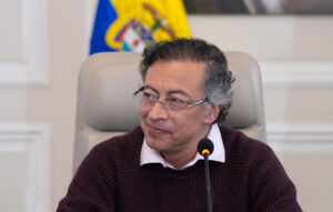 Fotografía cedida por la Presidencia de Colombia del mandatario Gustavo Petro, durante un consejo de ministros, en Bogotá (Colombia). EFE/Presidencia de Colombia