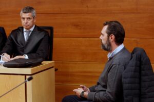Imagen de archivo (7/11/2019) de Miguel López durante el juicio por el crimen a tiros de la viuda del expresidente de Caja Mediterráneo (CAM) Vicente Sala, María del Carmen Martínez. EFE/Pep Morell