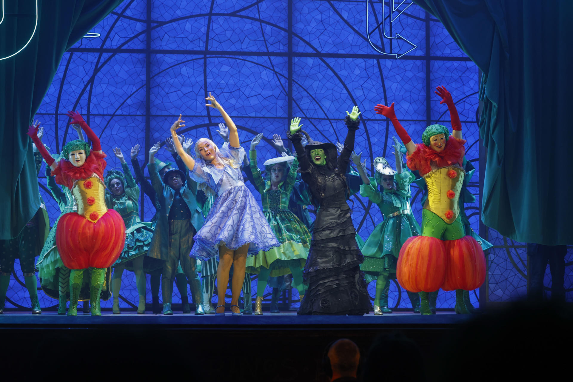 Un momento del pase gráfico de Wicked, el Musical, este miércoles en el Nuevo Teatro Alcalá de Madrid. EFE/ J.P.Gandul
