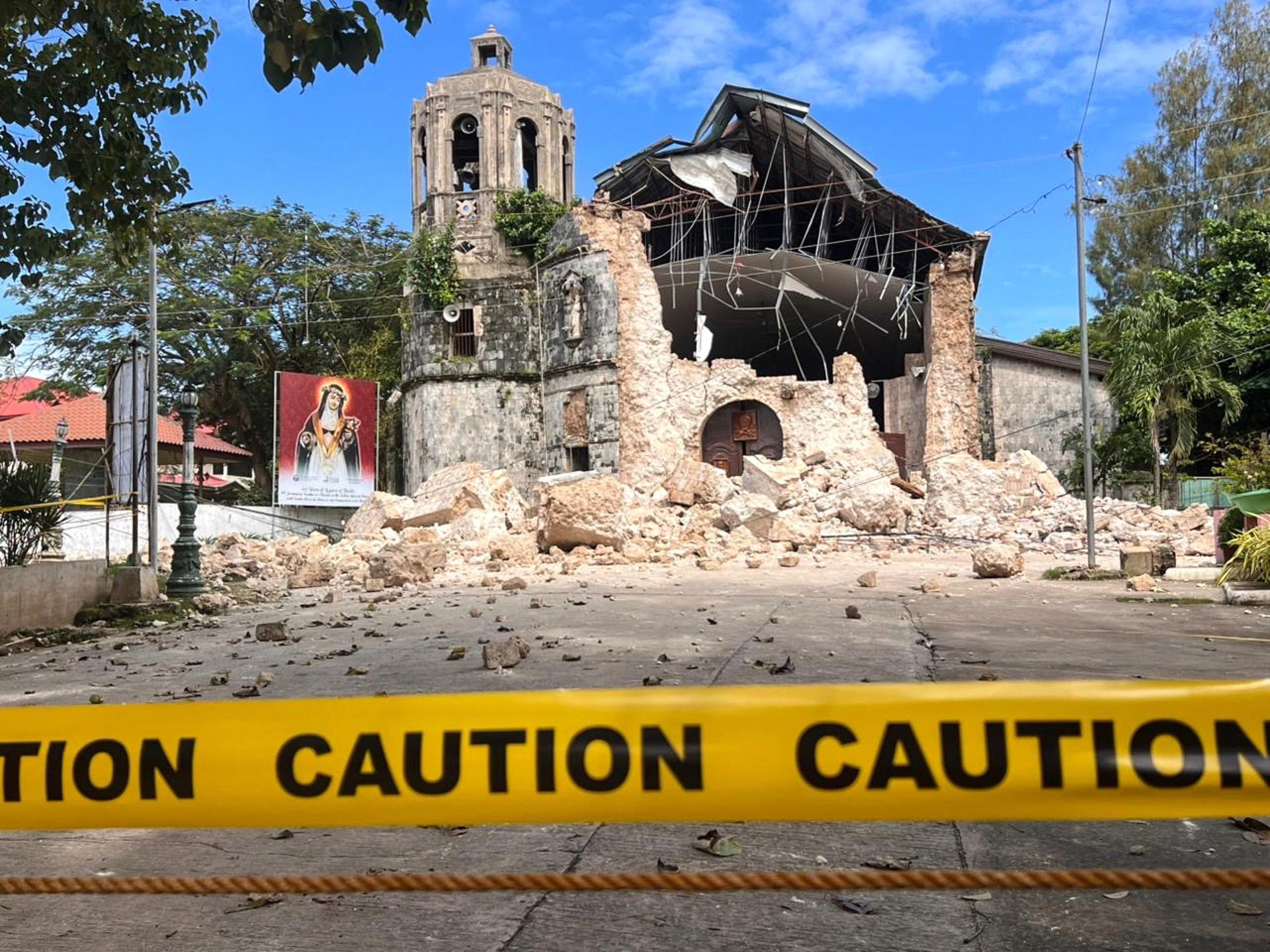 Una iglesia parcialmente derruida en la ciudad de Bogo a raíz del terremoto que azotó la región central de Filipinas.
EFE/EPA/JUANITO ESPINOSA