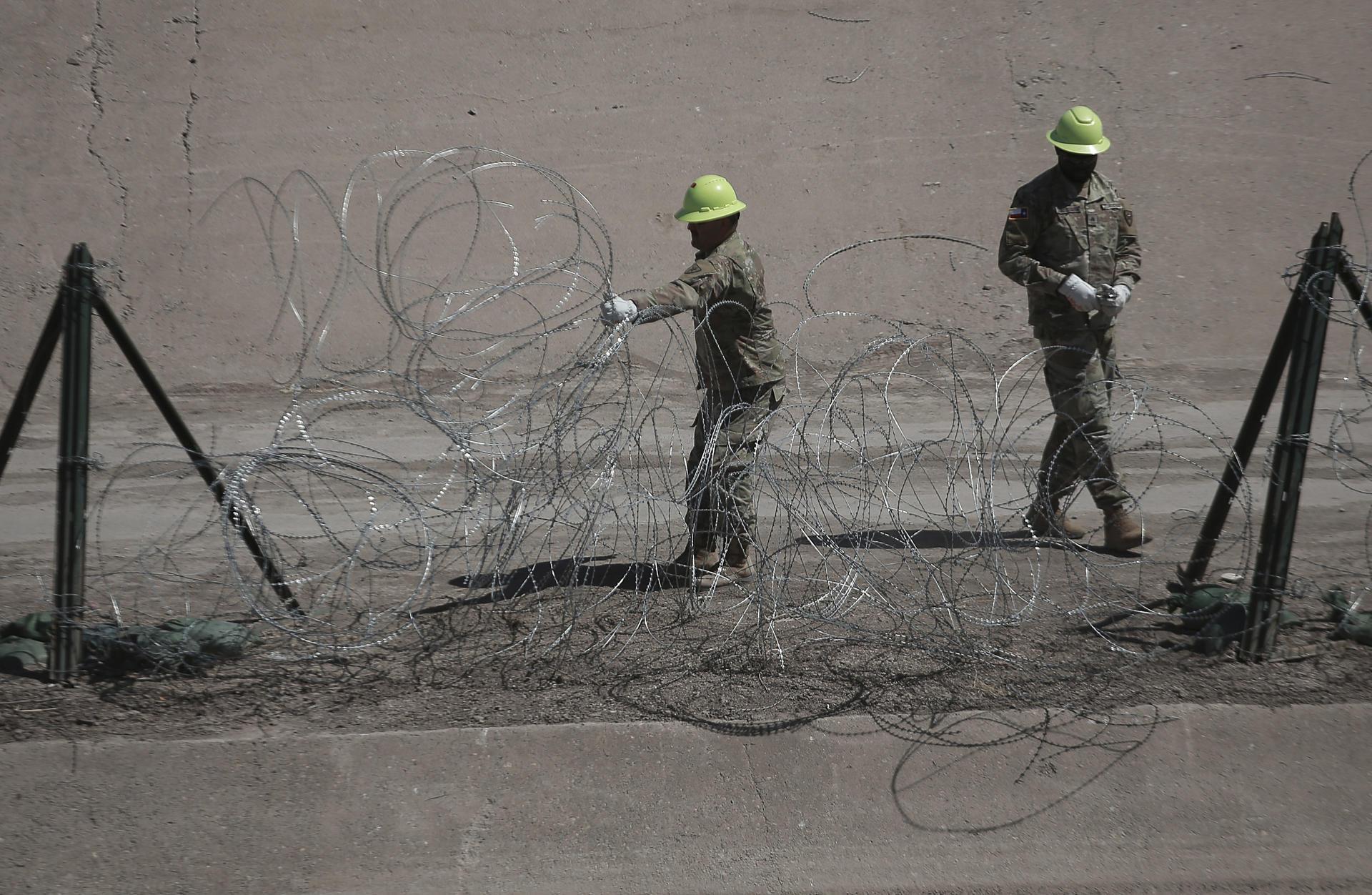 Fotografía de archivo de iIntegrantes de la Guardia Nacional de Texas. EFE/ Luis Torres