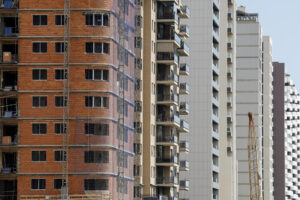 Vista general de obra nueva y en construcción en Valencia. EFE/Ana Escobar