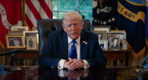 Captura de un video de la cuenta oficial en YouTube @WhiteHouse de la Casa Blanca que muestra al Presidente de Estados Unidos, Donald Trump, hablando este viernes en Washington (Estados Unidos). EFE/ @WhiteHouse/