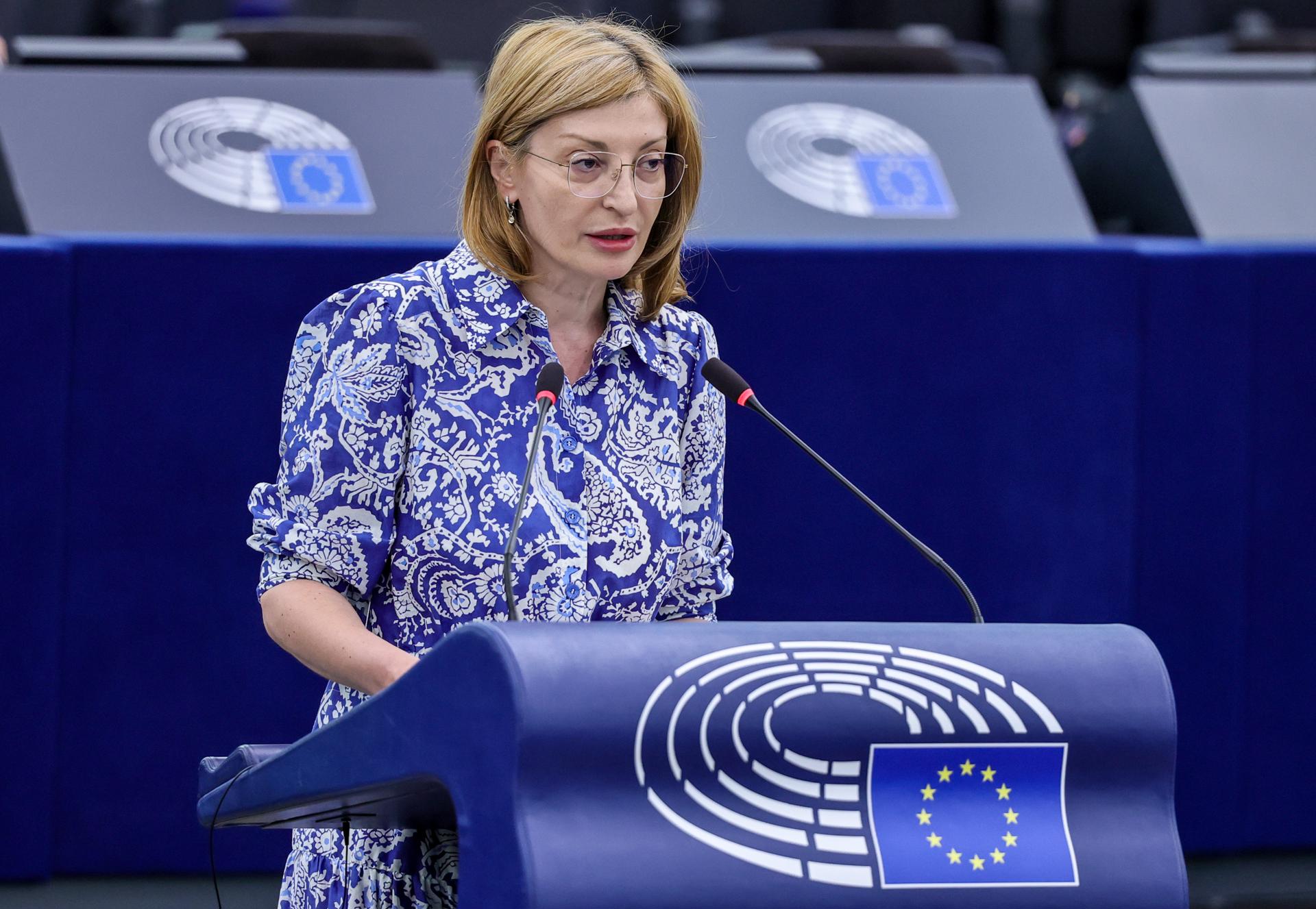 Imagen de archivo de la comisaria europea de Investigación y Desarrollo, Ekaterina Zaharieva. EFE/EPA/RONALD WITTEK