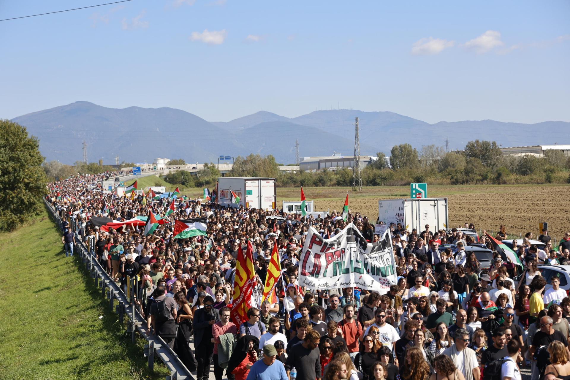 Manifestación en Pisa, Italia. EFE/EPA/ENRICO MATTIA DEL PUNTA
