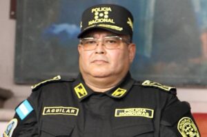 Fotografía de archivo del director de la Policía Nacional de Honduras, general Juan Manuel Aguilar Godoy, en Tegucigalpa (Honduras). EFE/Gustavo Amador