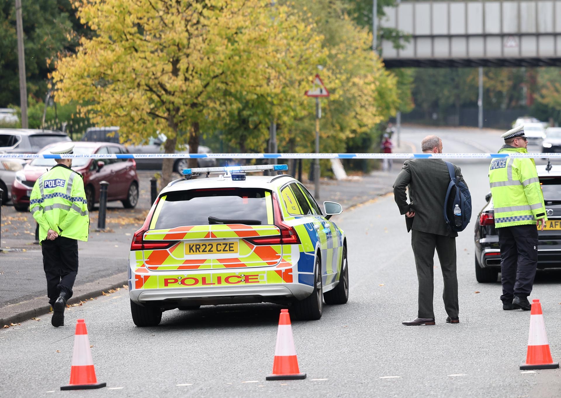 Cordón policial en el lugar del ataque a la sinagoga en Mánchester. EFE/EPA/ADAM VAUGHAN