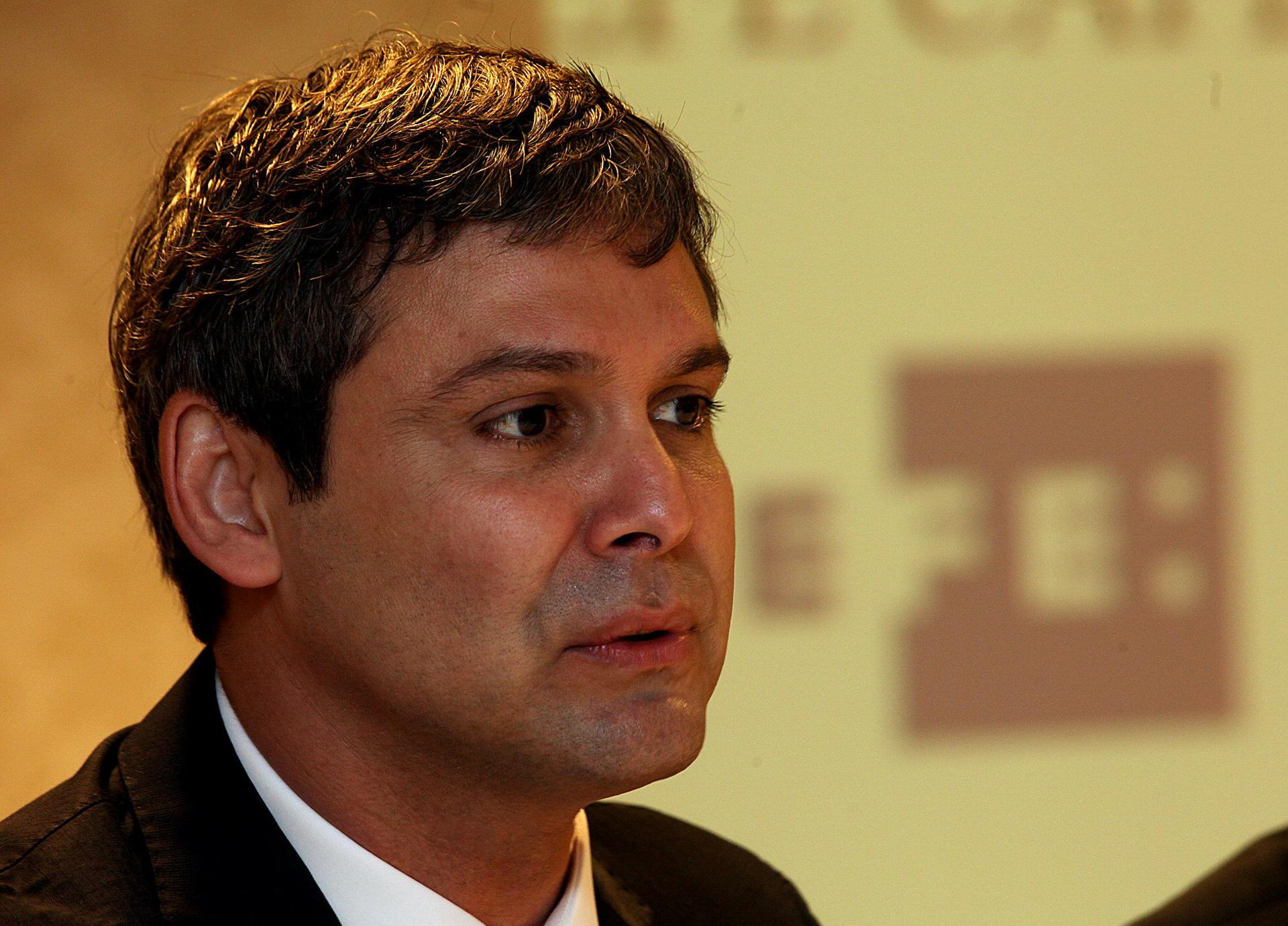 Fotografía de archivo del líder en la Cámara Baja del Partido de los Trabajadores (PT), Lindbergh Farias, en Río de Janeiro (Brasil). EFE/Antonio Lacerda