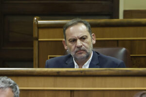 El exministro José Luis Ábalos, durante un Pleno del Congreso. EFE/Chema Moya