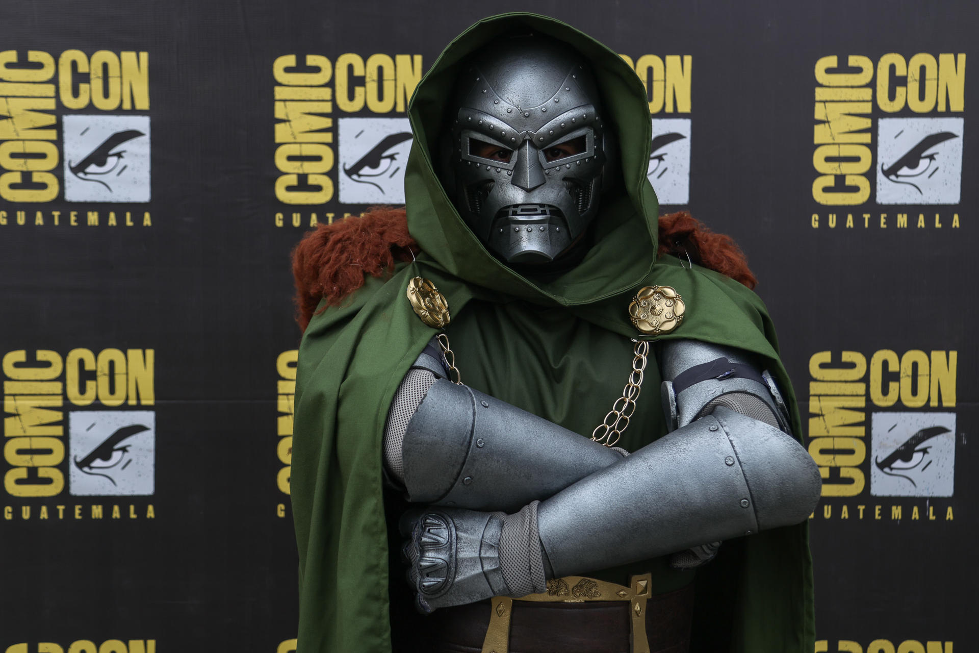 Manuel Guzmán, quien caracteriza al supervillano de Marvel, Dr. Doom, posa durante la Comic-Con Guatemala 2025 este sábado, en Ciudad de Guatemala (Guatemala). EFE/ Mariano Macz
