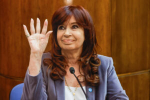 Foto de archivo de la expresidenta de Argentina, Cristina Fernández. EFE/ Juan Igancio Roncoroni