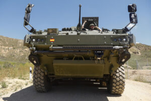 Imagen de archivo (5/5/2022) de un vehículo de combate de ruedas (VCR) 8x8 Dragón del Ejército de Tierra. EFE / Sergio Pérez