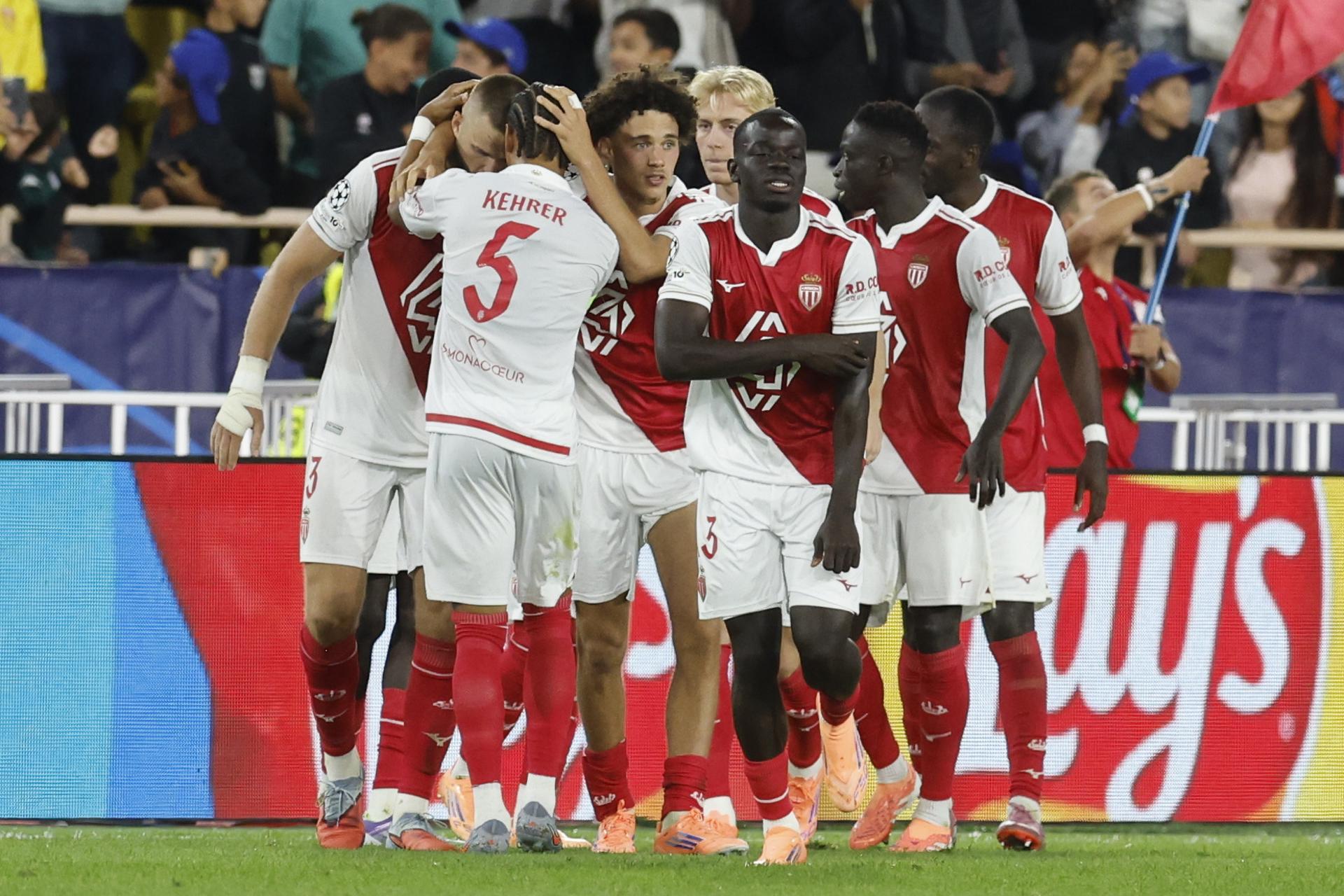 El jugador del As Mónaco Eric Dier celebra el 2-2 durante el partido de la UEFA Champions League que han jugado AS Monaco y Manchester City, en Mónaco. EFE/EPA/SEBASTIEN NOGIER