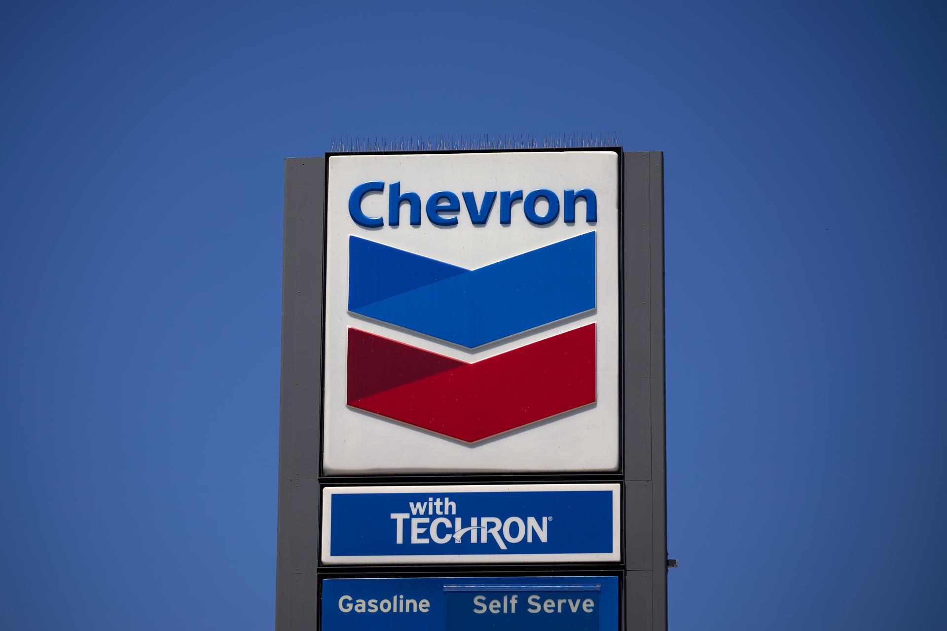 Fotografía de archivo que muestra el logotipo de Chevron. EFE/EPA/ALLISON DINNER