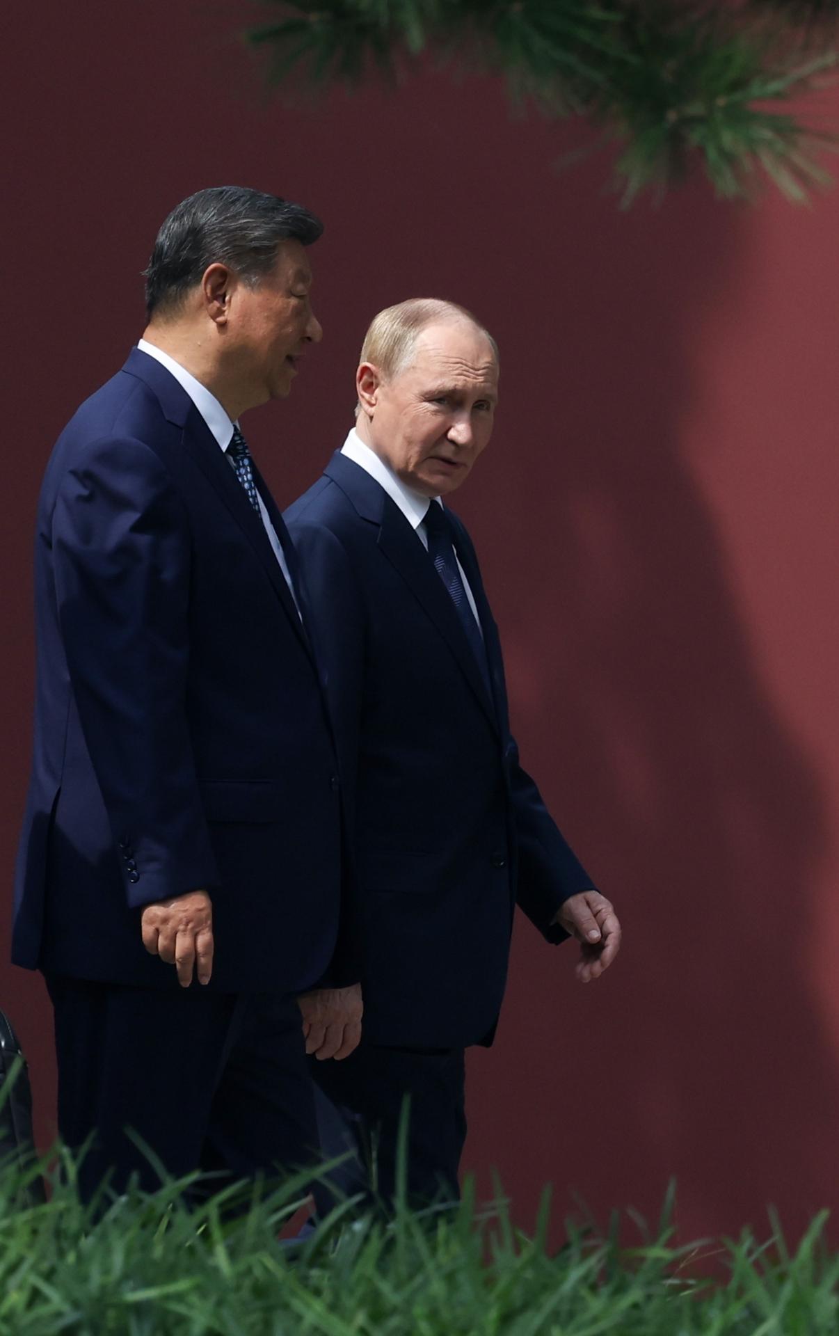 Imagen del presidente ruso, Vladímir Putin, nunto a a su homólogo chino, Xi Jinping, el  pasado 2 de septiembre de 2025. (Rusia) 
EFE/EPA/ALEXANDER KAZAKOV/SPUTNIK/KREMLIN / POOL MANDATORY CREDIT