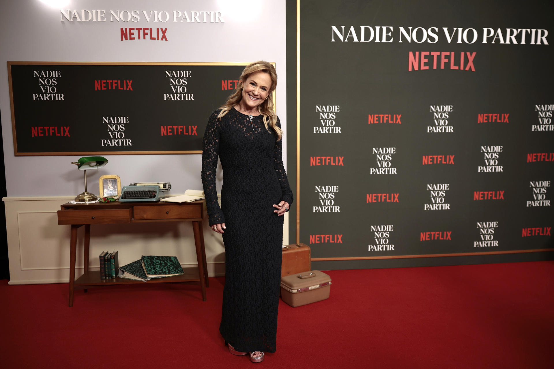 La escritora Tamara Trottner, posa durante la alfombra roja de la nueva serie de Netflix ‘Nadie nos vio partir’ este martes, en Ciudad de México (México). EFE/ José Méndez
