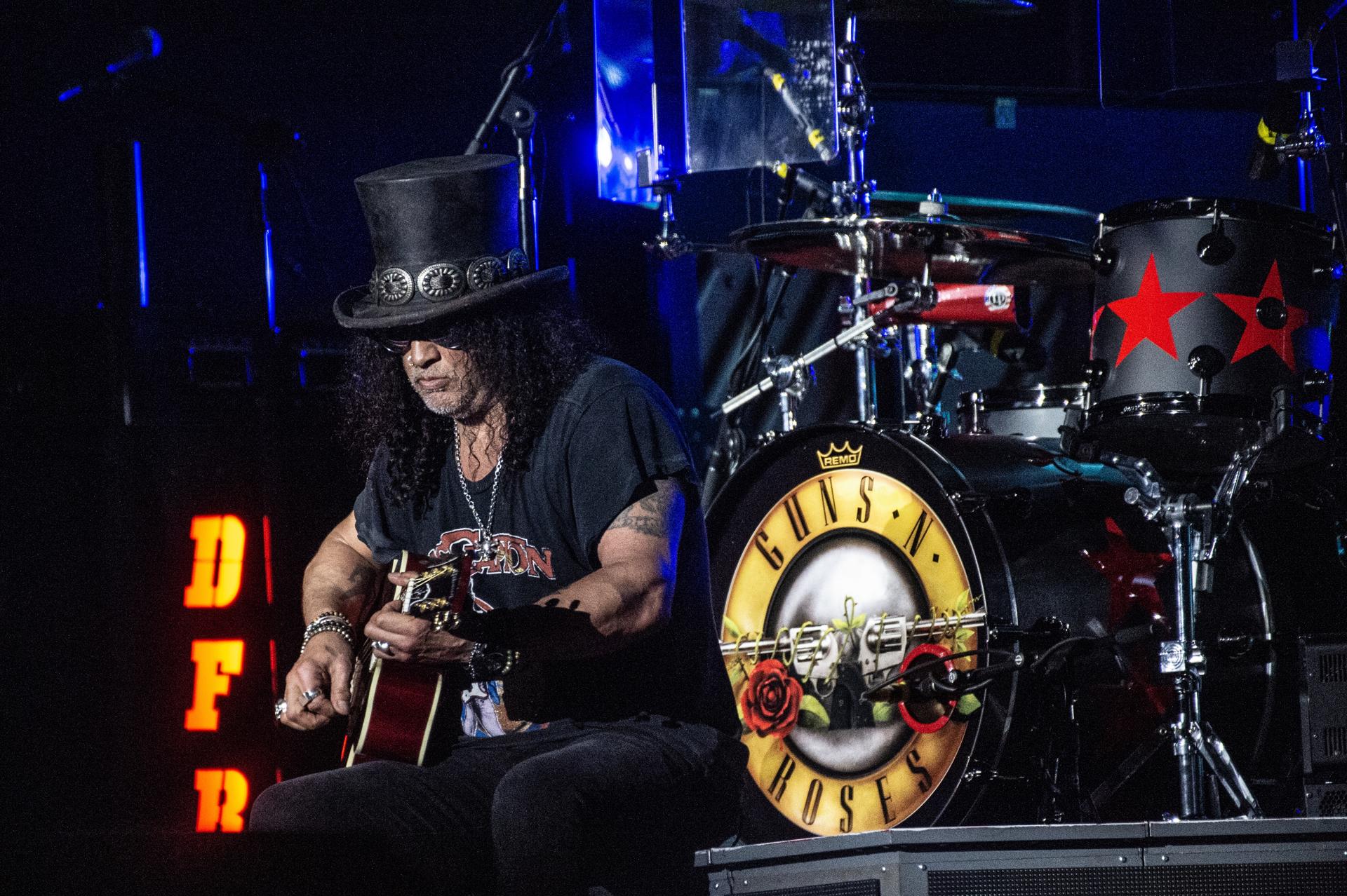 Foto de archivo de Slash, de la banda estadounidense Guns N' Roses. EFE/Helle Arensbak DENMARK OUT