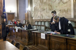 Vista del juicio este jueves en Bruselas por el apuñalamiento mortal de Teresa Rodríguez Llamazares, la enfermera vallisoletana de 23 años asesinada en Bruselas supuestamente por su expareja en 2022. EFE/Pablo Garrigós