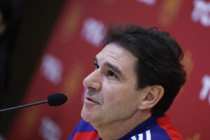 Aitor Karanka, director técnico de desarrollo y de la Selección española, durante la rueda de prensa ofrecida este miércoles en la Ciudad del Fútbol de Las Rozas. EFE/Javier Lizón