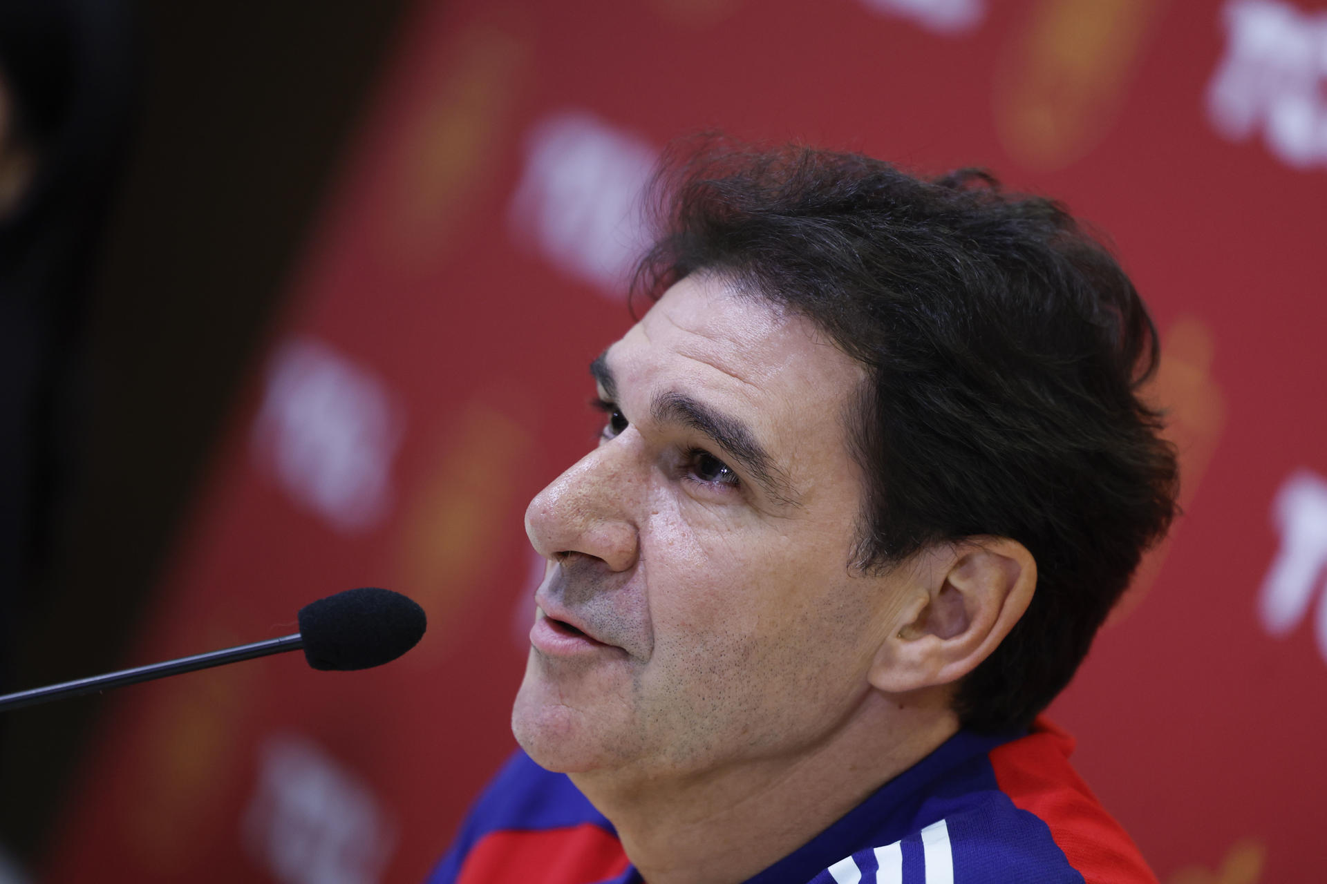 Aitor Karanka, director técnico de desarrollo y de la Selección española, durante la rueda de prensa ofrecida este miércoles en la Ciudad del Fútbol de Las Rozas. EFE/Javier Lizón