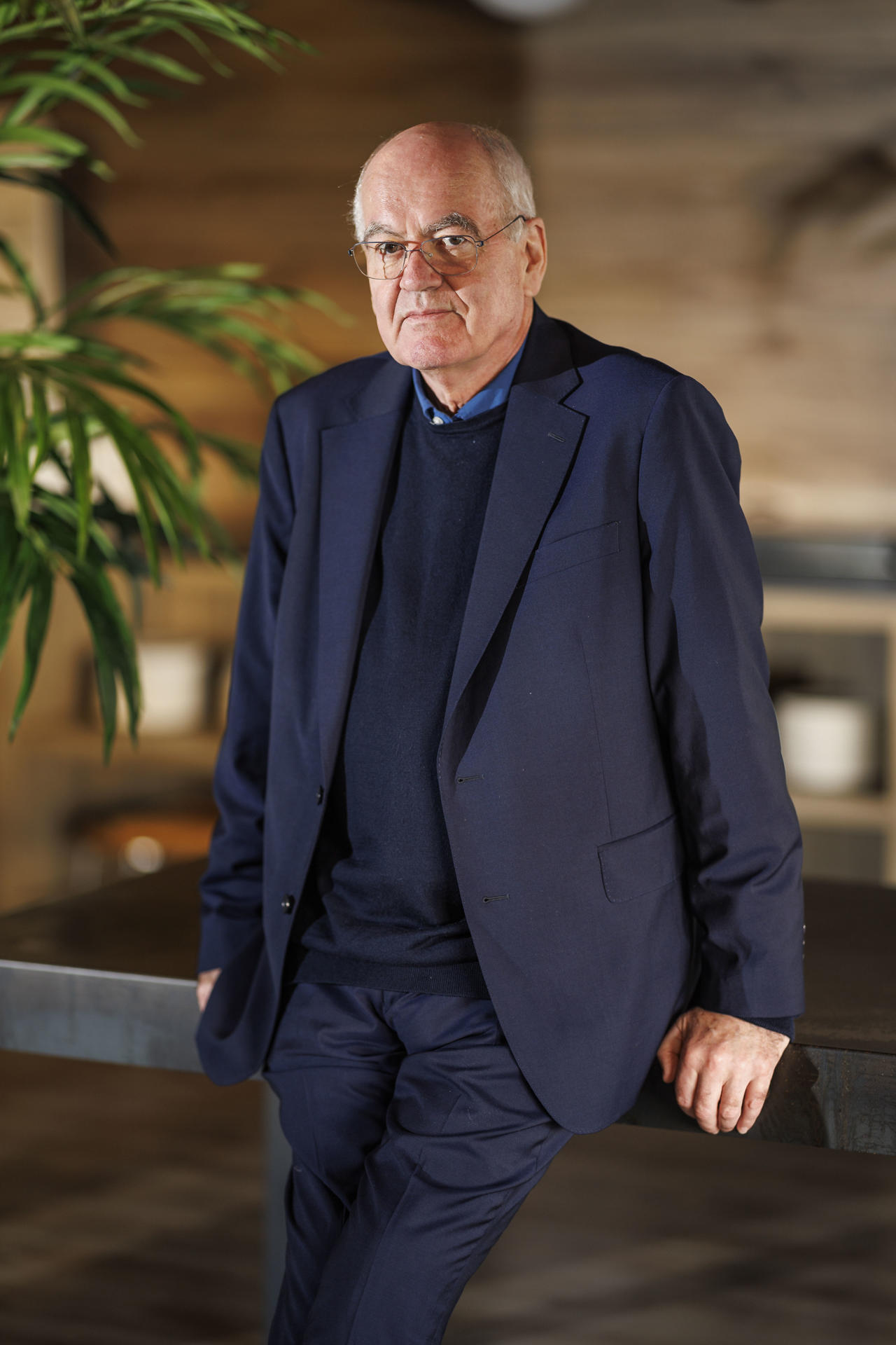 El experto en medioambiente, sociedad y gobierno corporativo (ESG por sus siglas en inglés) John Elkington, en una entrevista con EFE. EFE / Rodrigo Jiménez
