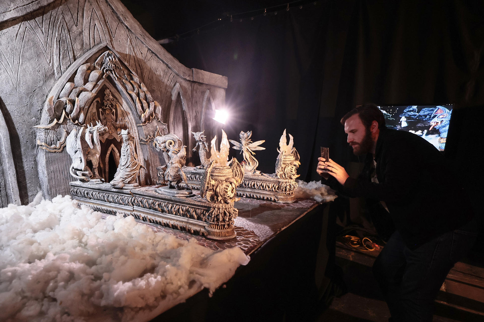 Fotografía que muestra un escenario de la película de animación 'Soy Frankelda' este lunes, en Ciudad de México (México). EFE/José Méndez
