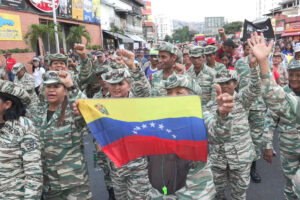 Captura de video que muestra integrantes de la Milicia Bolivariana participando en una movilización este lunes, en Caracas (Venezuela). EFE/ Iván Cárdenas