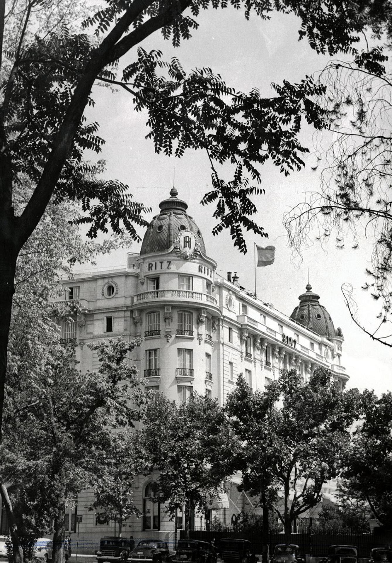 Hotel Ritz en la Plaza de la Lealtad de Madrid. EFE/Archivo