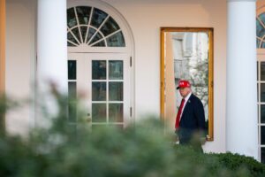 Fotografía del presidente de Estados Unidos, Donald Trump. EFE/Graeme Sloan